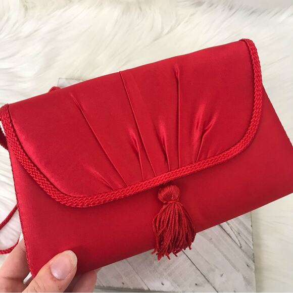Vintage La Regale Red Satin Crossbody Tassel Bag - Picture 2 of 14